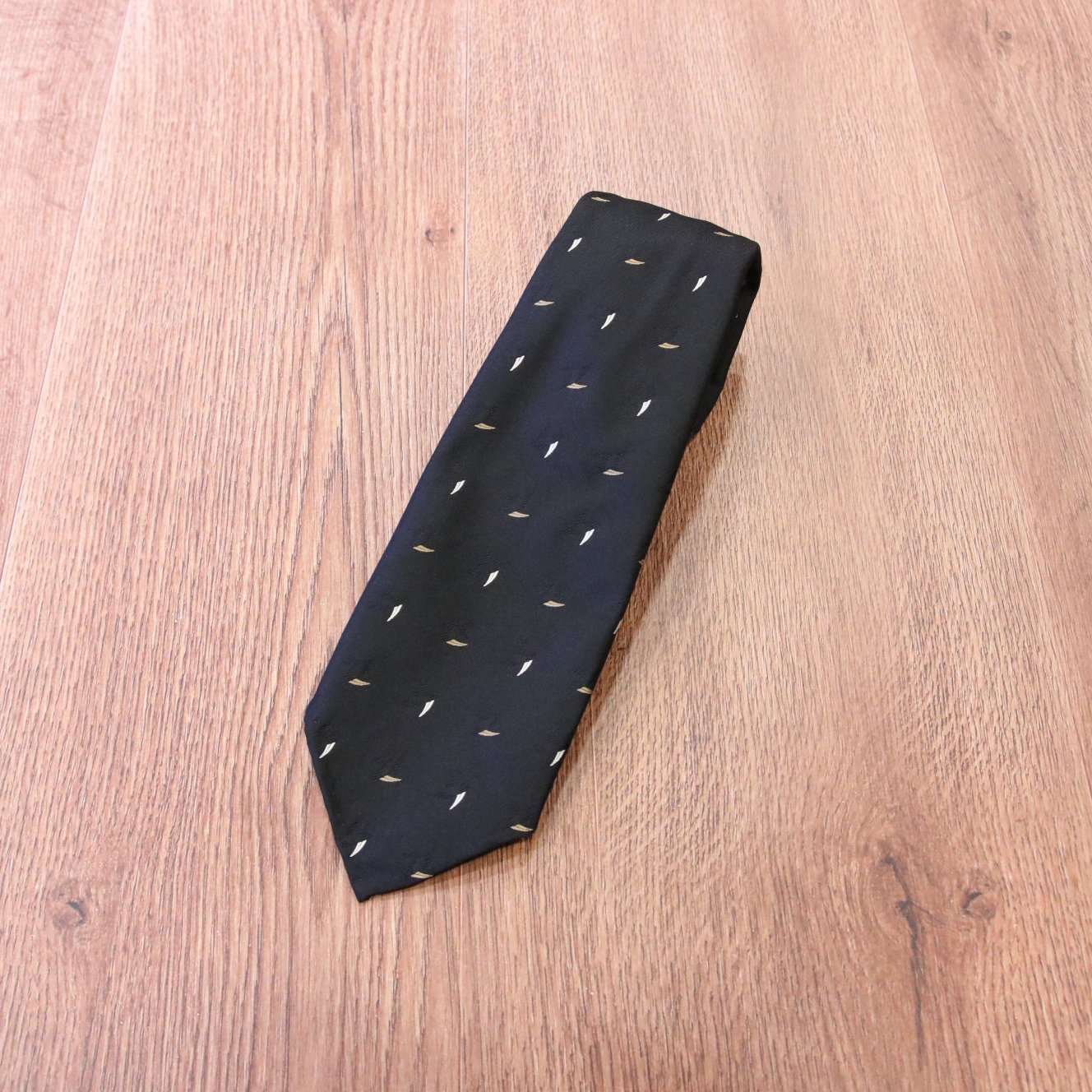 TIEの一覧 | Gallery